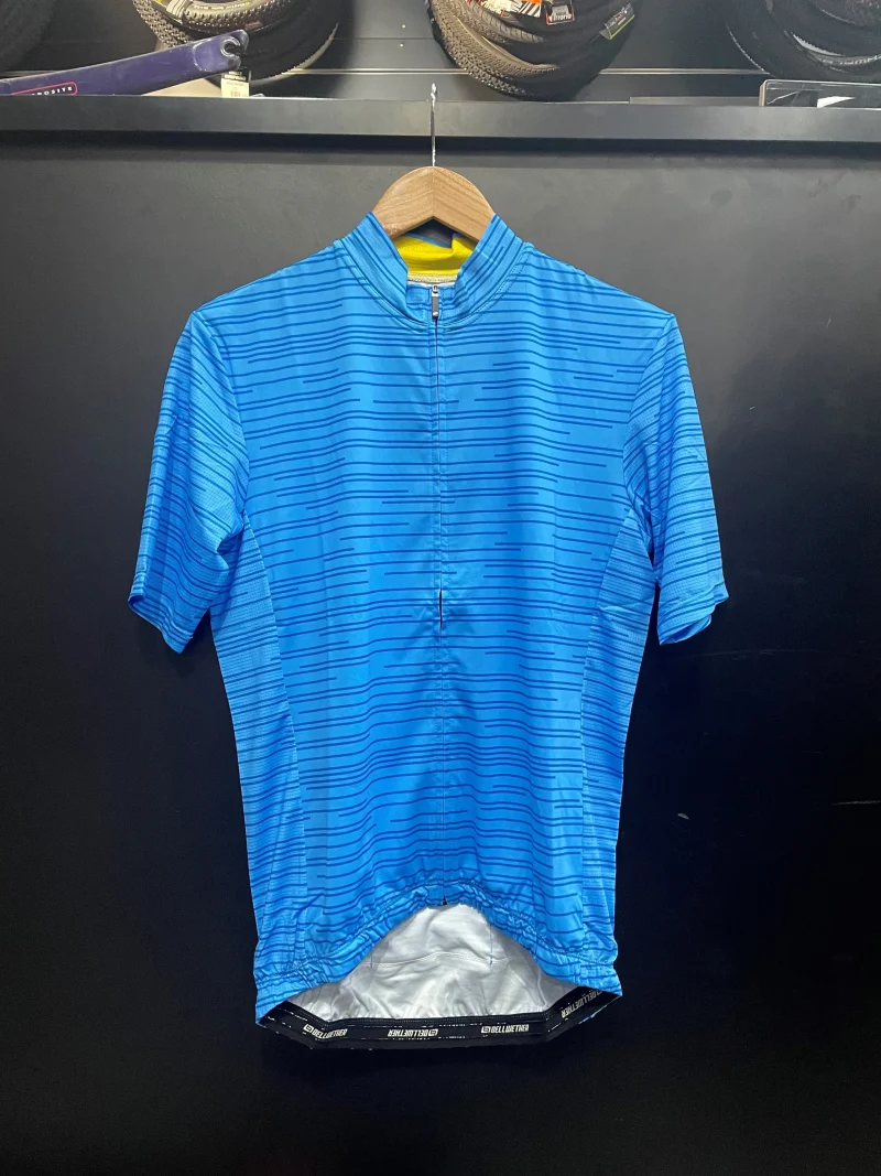 bellwether revel men s sky jersey scaled