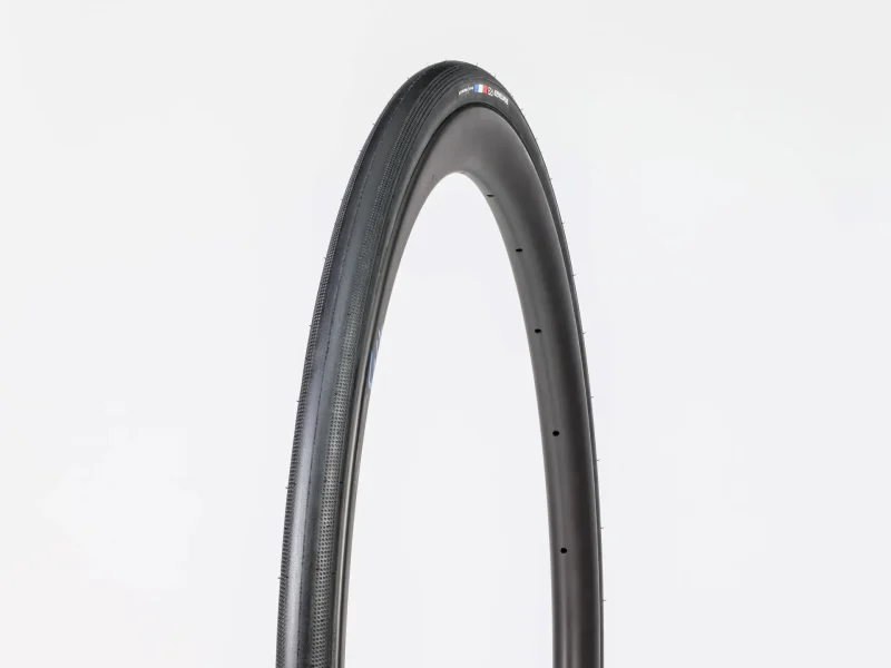 bontrager r3 hard case lite road tire